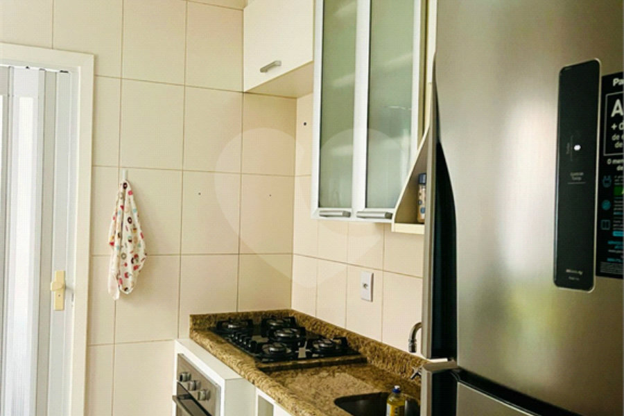 Casa à venda com 3 quartos, sendo 2 suítes, no condomínio Res Green Villagge, São Paulo - SP
