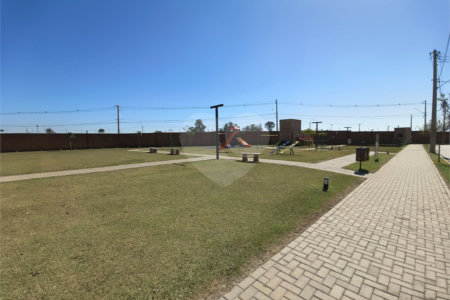 Casa à venda com 3 quartos, sendo 1 suíte, no condomínio Residencial Villagio Wanel, Sorocaba - SP