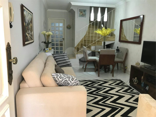 Sobrado à venda com 2 quartos em Tremembé, São Paulo, SP