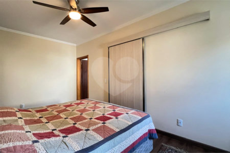 Casa à venda com 3 suítes no condomínio Haras Paineiras, Salto - SP