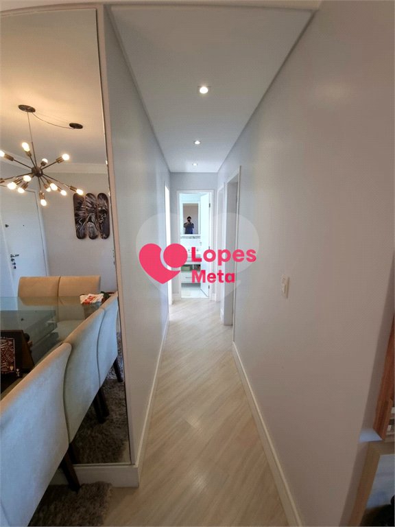 Apartamento à venda com 3 quartos, sendo 1 suíte, em Jardim das Indústrias, São José dos Campos, SP