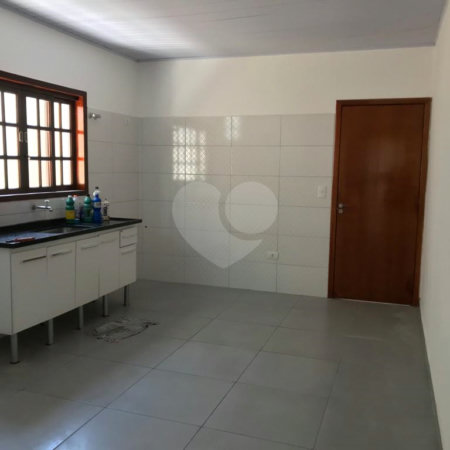 Casa à venda com 2 quartos, sendo 1 suíte, em Loteamento Residencial Vista Linda, São José dos Campos, SP