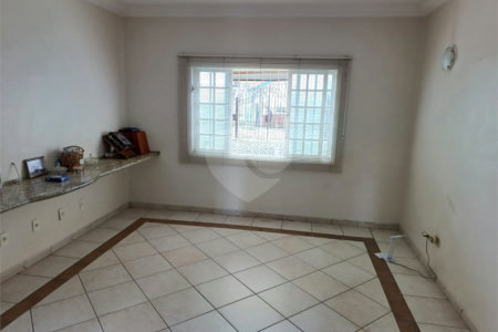 Casa Térrea à venda com 3 quartos, sendo 1 suíte, em Jardim do Colégio (zona Norte), São Paulo, SP