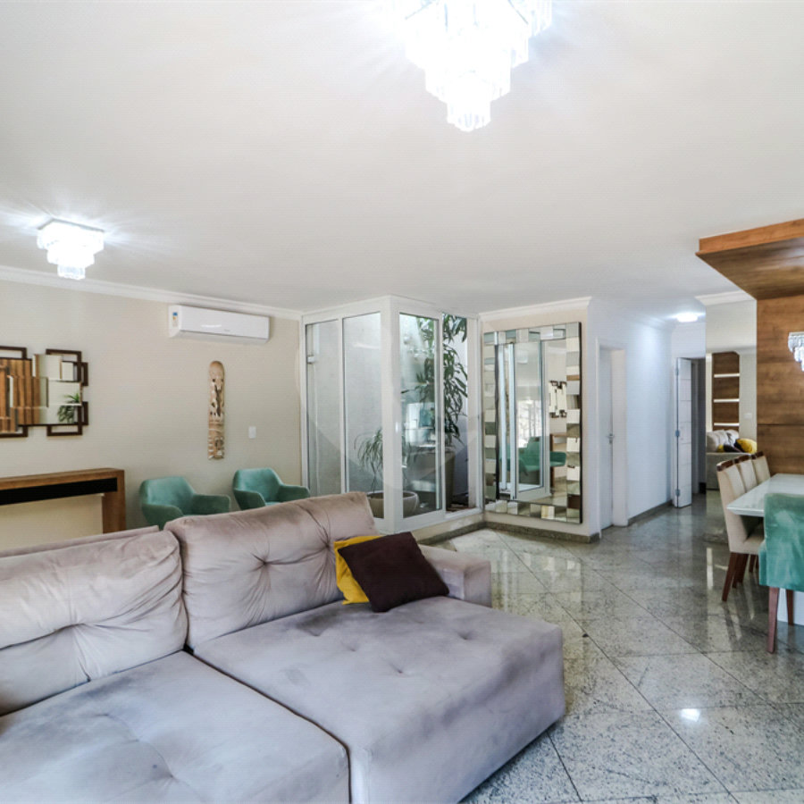 Casa à venda com 4 quartos, sendo 3 suítes, no condomínio Flower Garden Residence, São Paulo - SP