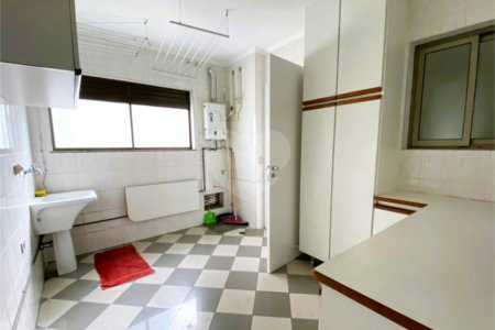 Apartamento à venda com 3 suítes em Parque Bairro Morumbi, São Paulo, SP
