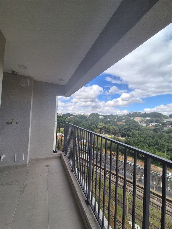 Apartamento à venda com 3 quartos, sendo 1 suíte, em Vila Anastácio, São Paulo, SP
