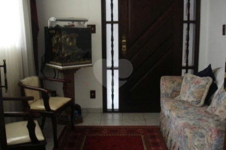 Casa à venda com 3 quartos, sendo 1 suíte, em Conjunto Residencial Butantã, São Paulo, SP