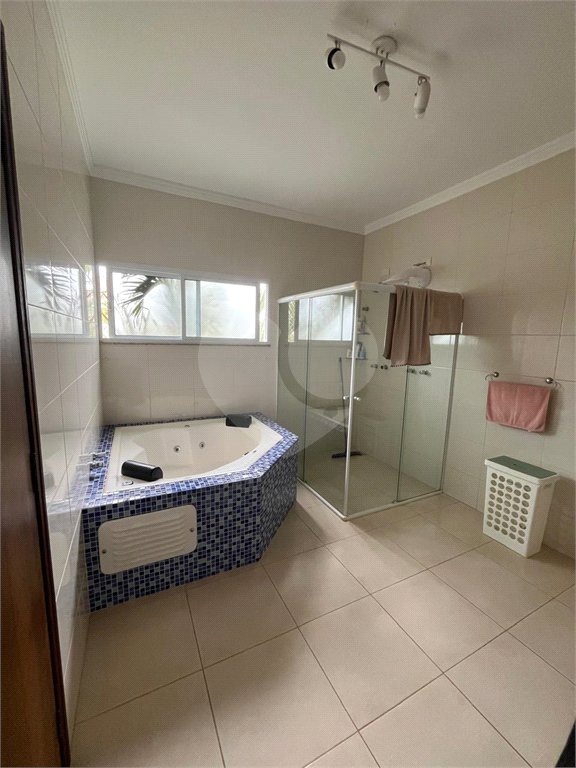 Casa à venda com 3 quartos, sendo 1 suíte, no condomínio Lago da Serra, Araçoiaba da Serra - SP