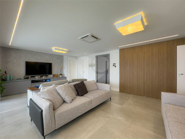 Apartamento à venda com 3 suítes em Brooklin, São Paulo, SP