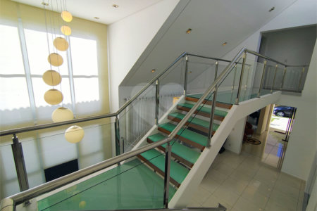 Casa à venda ou para alugar com 4 suítes no condomínio Quinta das Laranjeiras, Jundiaí - SP