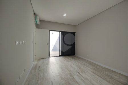 Casa à venda com 3 suítes no condomínio Terras de São Francisco, Sorocaba - SP