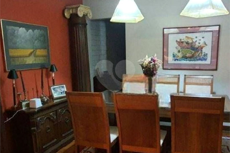 Sobrado à venda com 3 quartos em Tremembé, São Paulo, SP