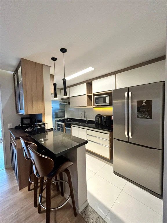 Apartamento à venda com 2 quartos, sendo 1 suíte, em Parque Reboucas, São Paulo, SP