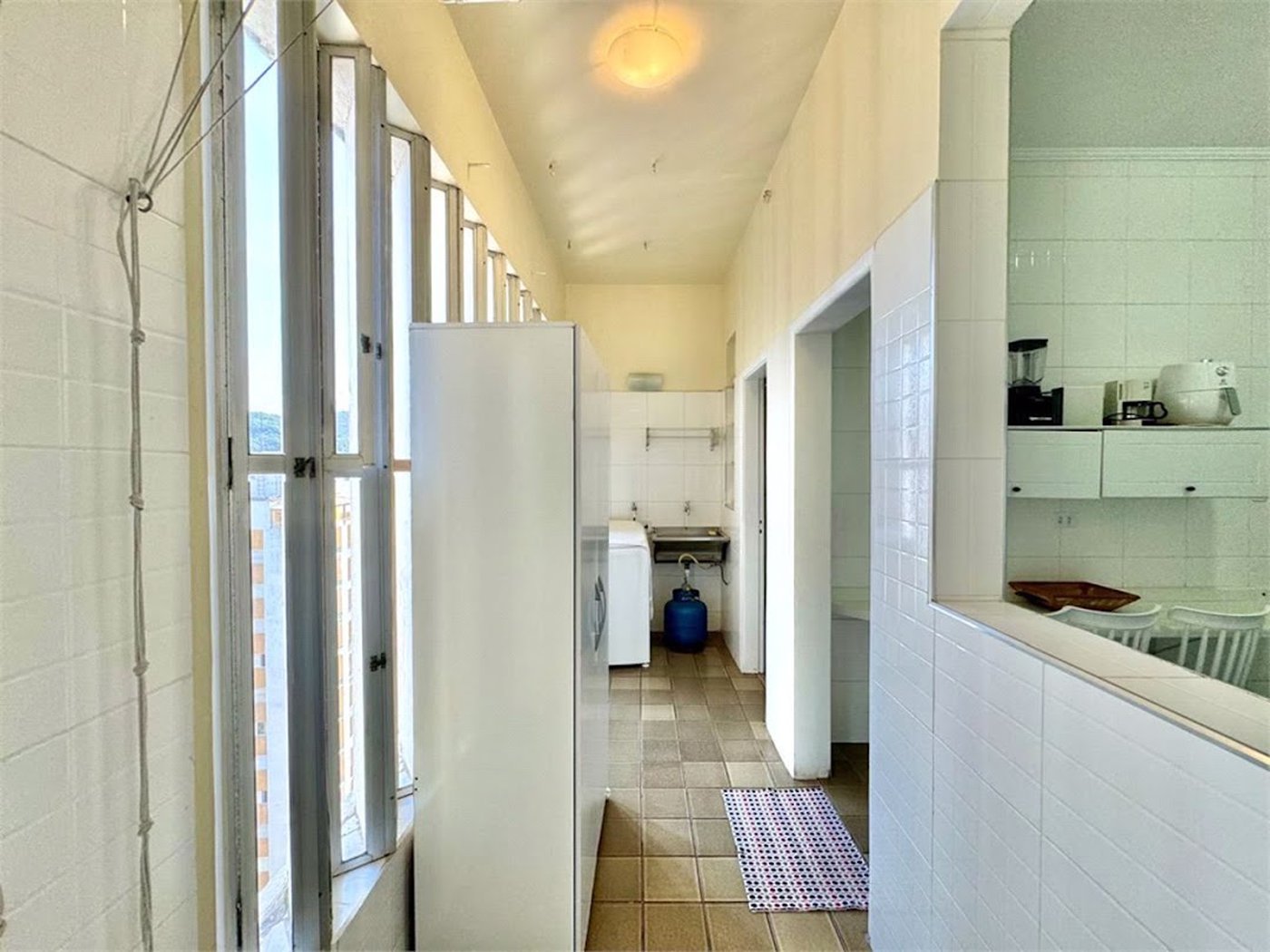 Apartamento Residencial à venda, Pitangueiras, Guarujá - AP0768.