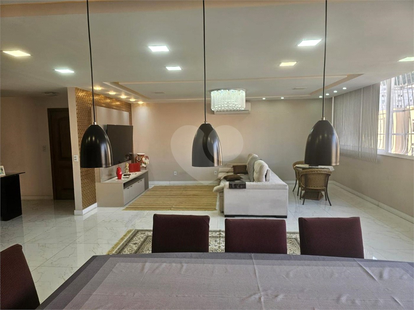 Apartamento à venda com 3 quartos, sendo 1 suíte, em Copacabana, Rio de Janeiro, RJ