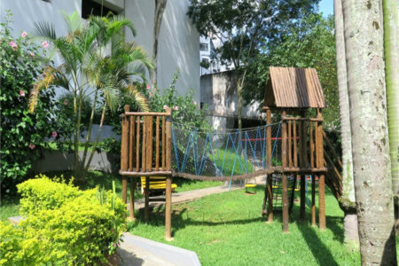 Apartamento à venda com 3 quartos, sendo 1 suíte,  em Vila Andrade, São Paulo, SP