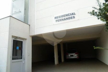 Casa à venda com 3 quartos, sendo 1 suíte,  no condomínio Fernandes, São Paulo - SP