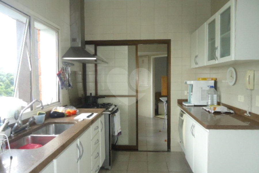 Apartamento à venda com 3 quartos, sendo 1 suíte, em Morumbi, São Paulo, SP