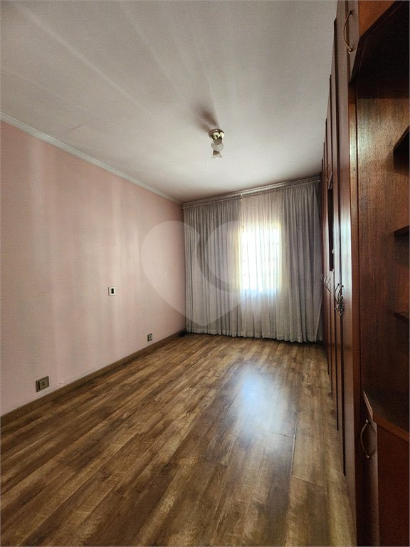 Sobrado à venda com 3 quartos, sendo 1 suíte,  em Vila Constança, São Paulo, SP