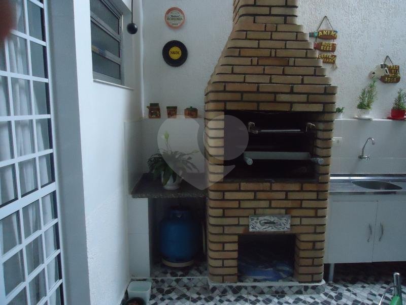 Sobrado à venda com 4 quartos, sendo 3 suítes, em Jardim Floresta, São Paulo, SP