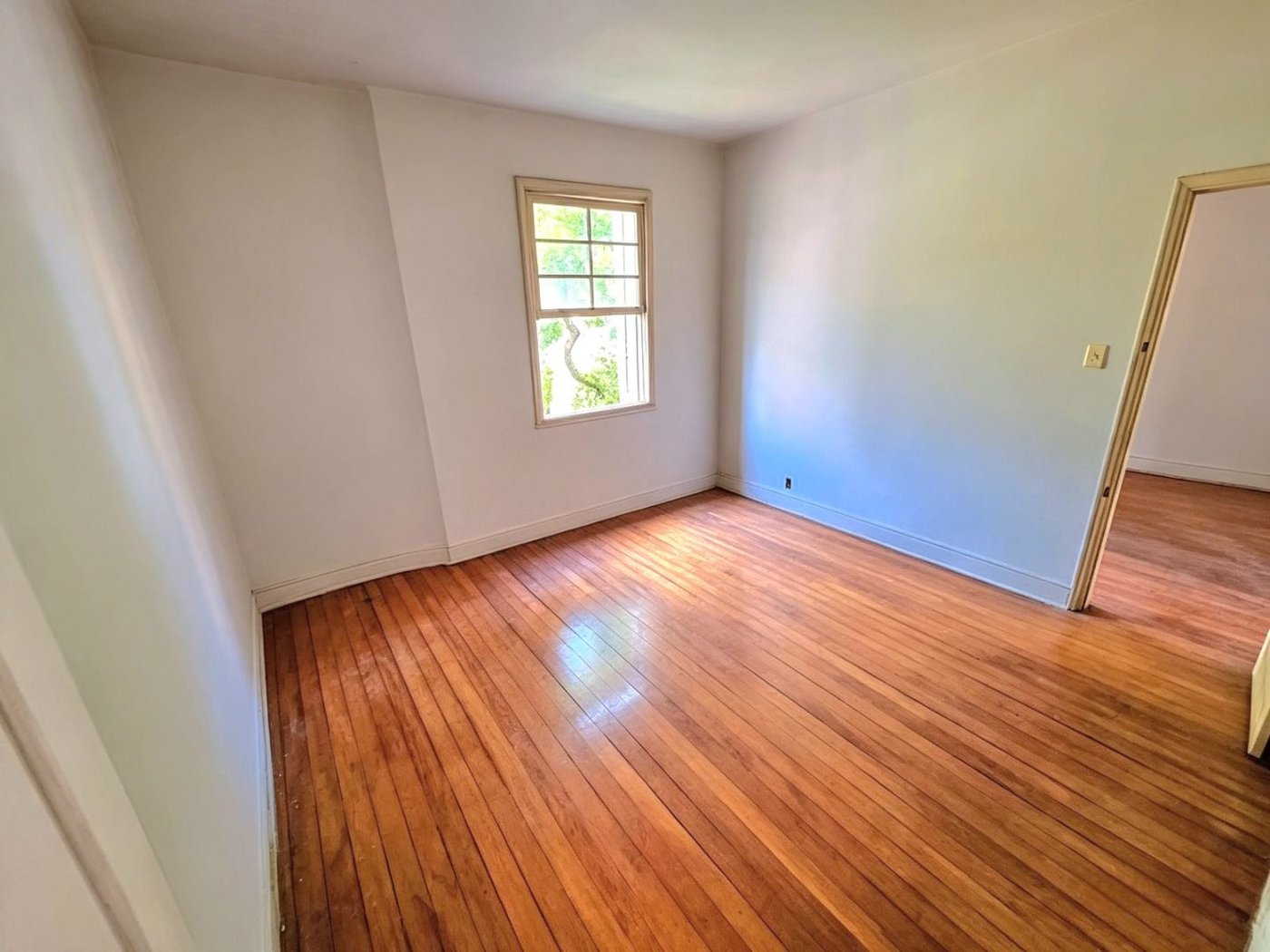 Casa com 3 dormitórios à venda, 119 m² por R$ 689.000,00 - Pompéia - Santos/SP