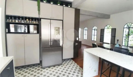 Casa à venda com 3 quartos, sendo 1 suíte,  em Parada Inglesa, São Paulo, SP