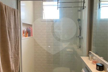 Apartamento à venda com 3 quartos, sendo 1 suíte, em Vila Andrade, São Paulo, SP