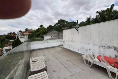 Casa à venda com 3 suítes no condomínio Metropolitan, São Paulo - SP