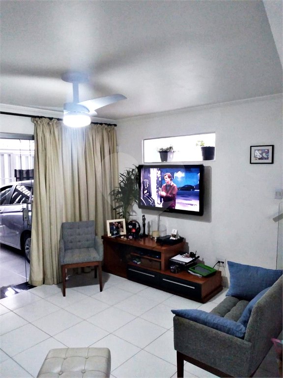 Casa à venda com 4 quartos, sendo 1 suíte, em Santana, São Paulo, SP