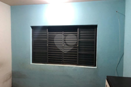 Casa à venda com 3 quartos, sendo 1 suíte,  em Vila Romão, Salto, SP