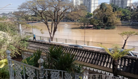 Sobrado à venda com 4 quartos, sendo 1 suíte,  em Vila Rosália, Guarulhos, SP