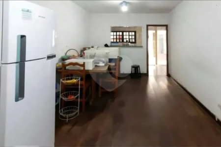 Sobrado à venda com 3 quartos em Jardim Peri Peri, São Paulo, SP