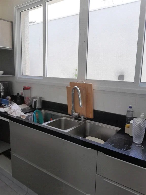 Casa à venda com 3 suítes em Moinho Velho, Cotia, SP