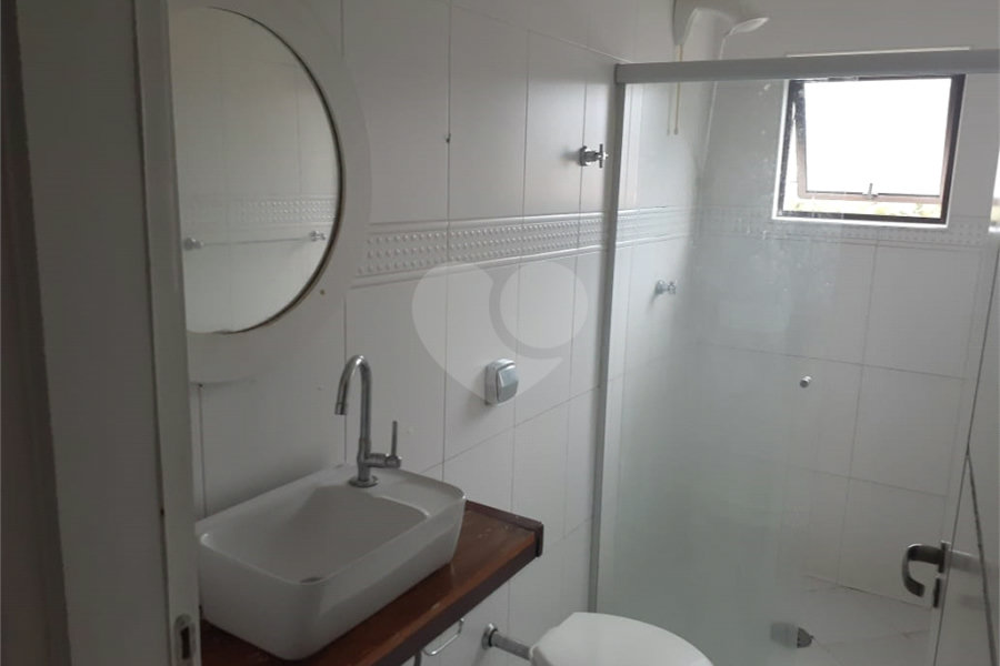 Sobrado à venda com 4 quartos, sendo 2 suítes, em Tremembé, São Paulo, SP