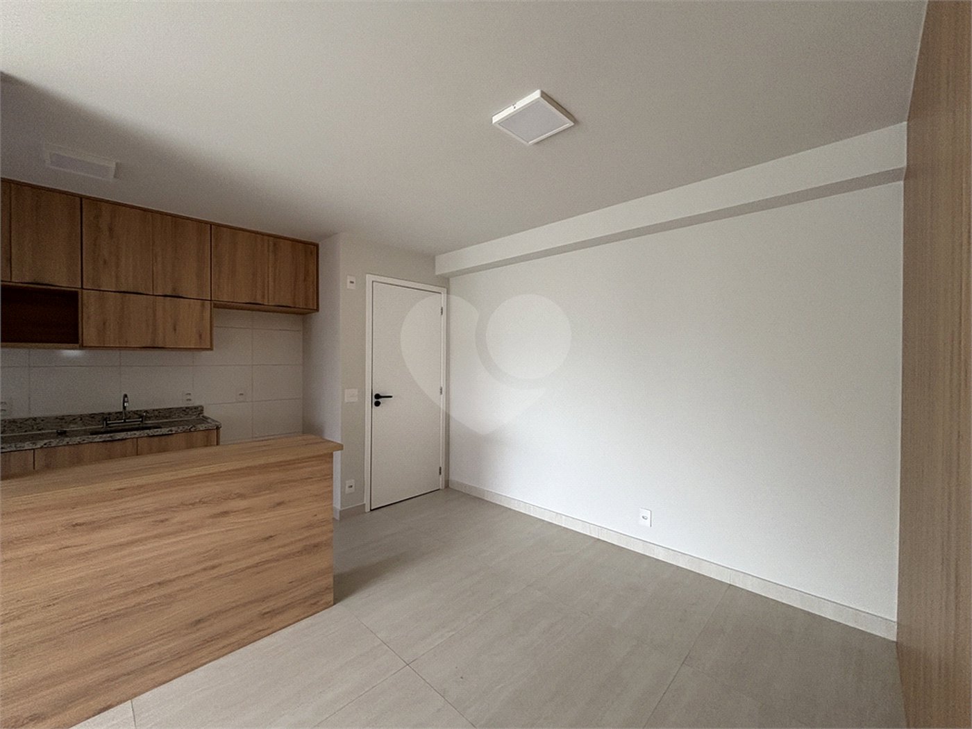 Apartamento à venda ou para alugar com 2 quartos, sendo 1 suíte, em Barra Funda, São Paulo, SP