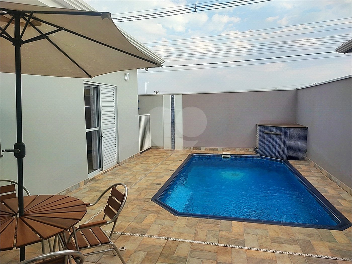 Casa à venda com 3 suítes em Jardim dos Flamboyants, Araraquara, SP