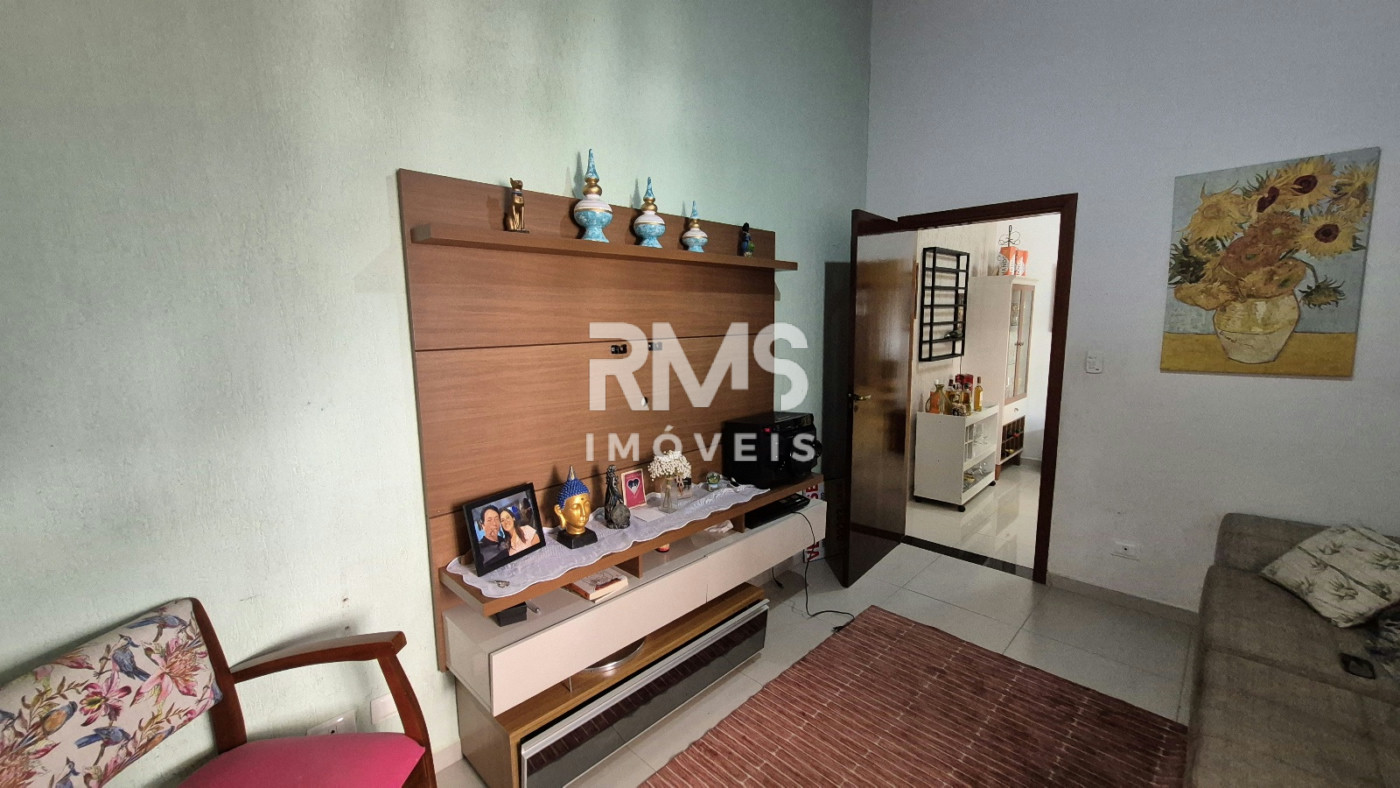 Casa à venda com 3 suítes no condomínio Granja Olga II, Sorocaba - SP
