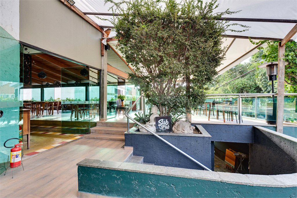 Casa à venda com 4 quartos em Chácara Santo Antônio, São Paulo, SP