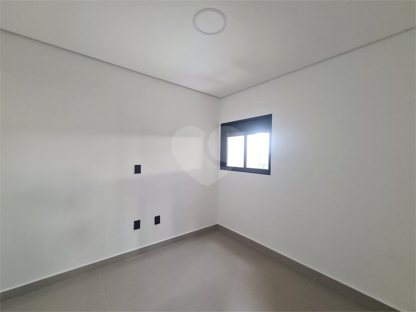 Apartamento à venda com 3 quartos, sendo 1 suíte, em Jardim Refúgio, Sorocaba, SP