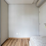 Apartamento à venda com 3 quartos, sendo 1 suíte, em Jardim das Acácias, São Paulo, SP