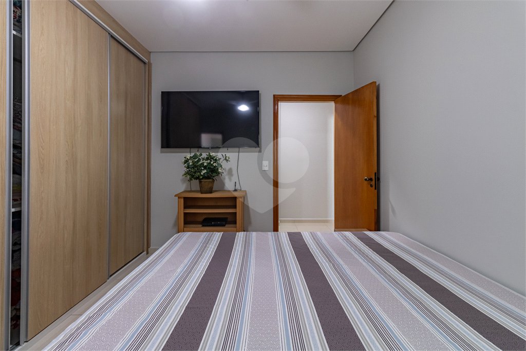 Sobrado à venda com 4 quartos, sendo 3 suítes, em Parada Inglesa, São Paulo, SP