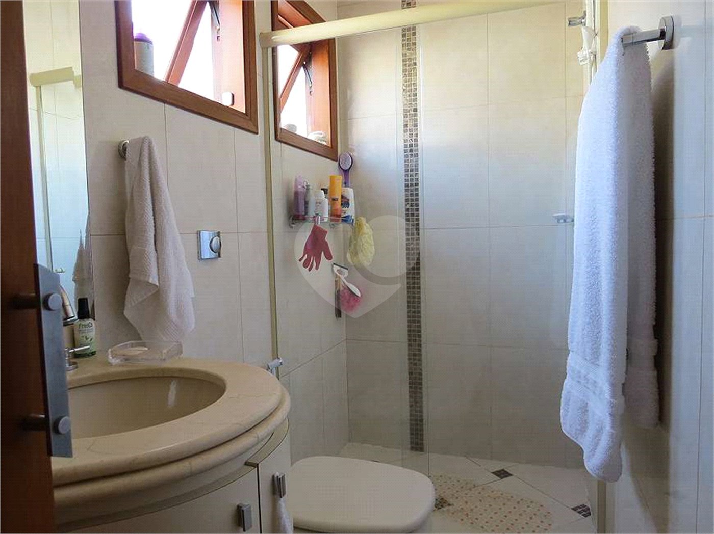 Sobrado à venda com 4 quartos, sendo 1 suíte, em Água Fria, São Paulo, SP