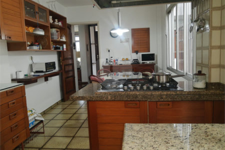 Casa de Vila à venda com 3 quartos, sendo 1 suíte,  em Indianópolis, São Paulo, SP