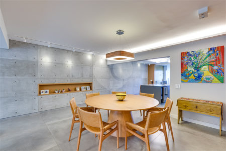 Apartamento à venda com 4 quartos, sendo 3 suítes, em Alto da Boa Vista, São Paulo, SP