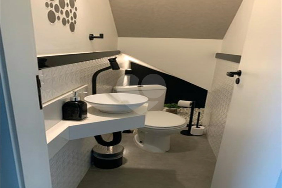 Casa à venda com 3 quartos, sendo 1 suíte, no condomínio Res Means do Campo II, São Paulo - SP