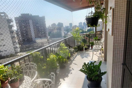 Apartamento à venda com 4 quartos, sendo 1 suíte,  em Tijuca, Rio de Janeiro, RJ
