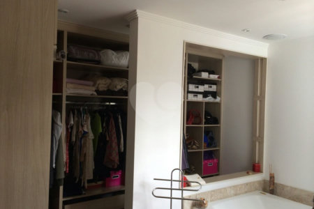 Casa à venda com 4 quartos, sendo 2 suítes, em Campo Grande, Rio de Janeiro, RJ