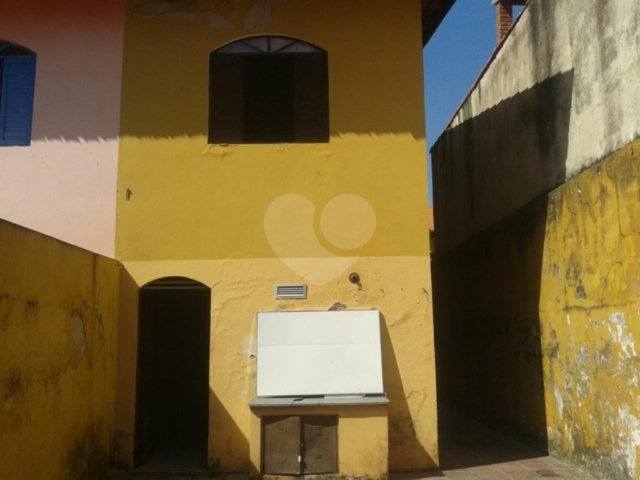 Sobrado à venda ou para alugar com 3 quartos, sendo 1 suíte,  em Horto, São Paulo, SP