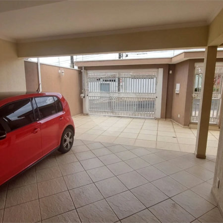 Sobrado à venda com 3 suítes em Jardim Regina, Indaiatuba, SP