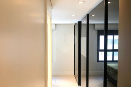 Apartamento à venda com 2 quartos, sendo 1 suíte, em Perdizes, São Paulo, SP